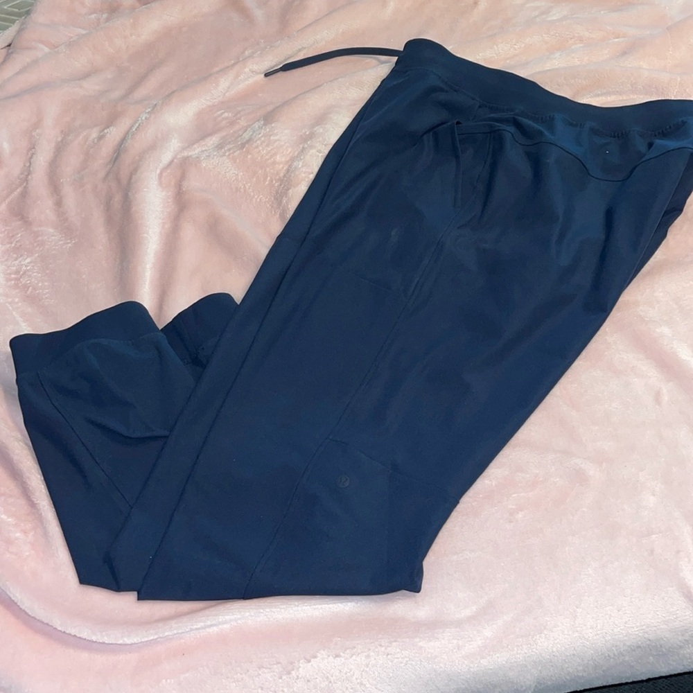 Mens lululemon George Town university joggers